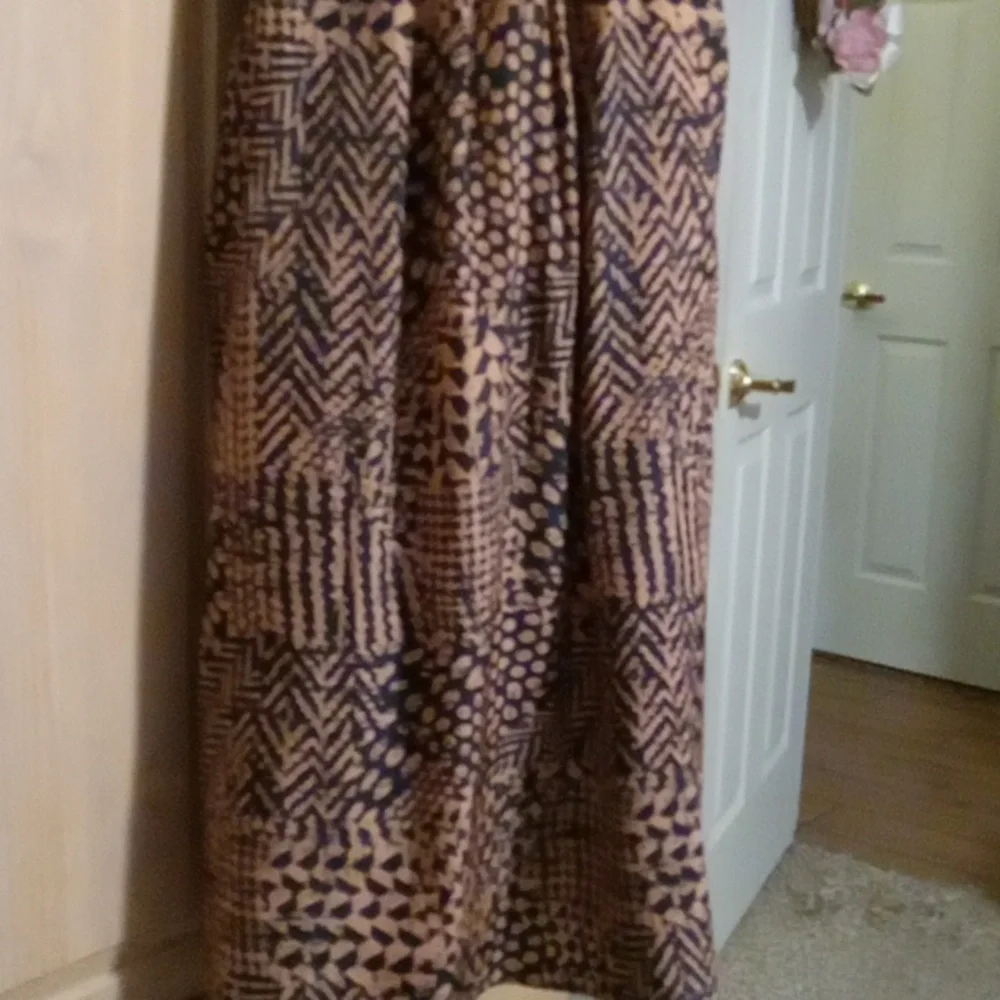Dress - Picture 4 of 4
